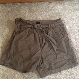 Madewell tie waist shorts